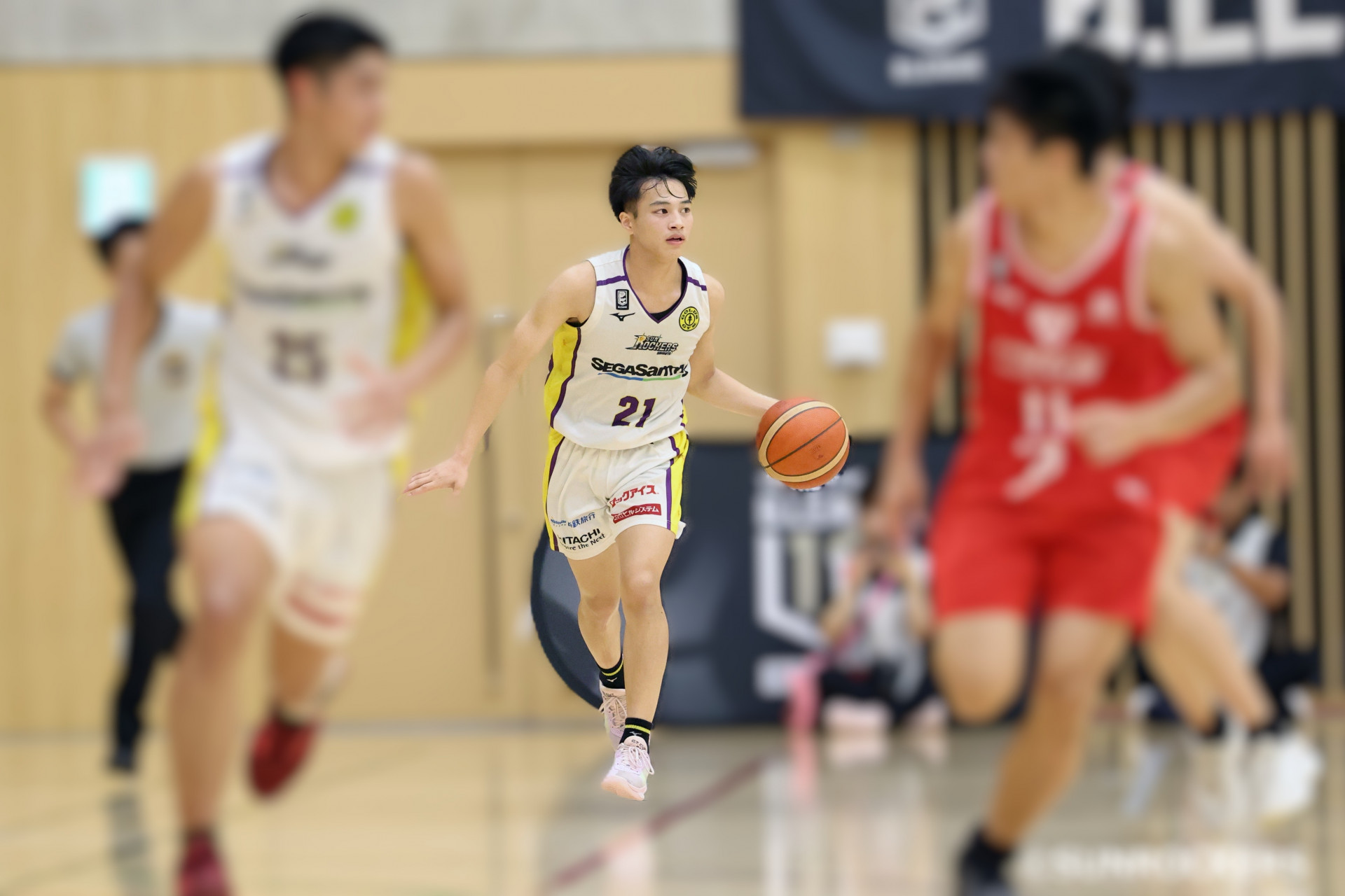 岸　バスケ